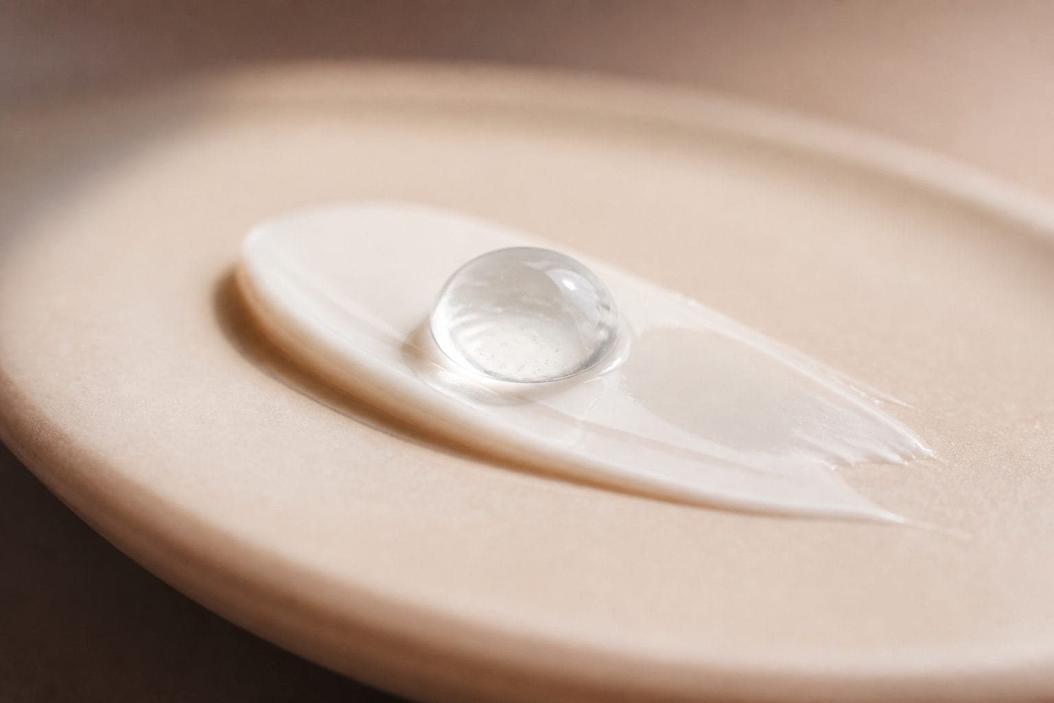 Can You Use Hyaluronic Acid with Ceramides?