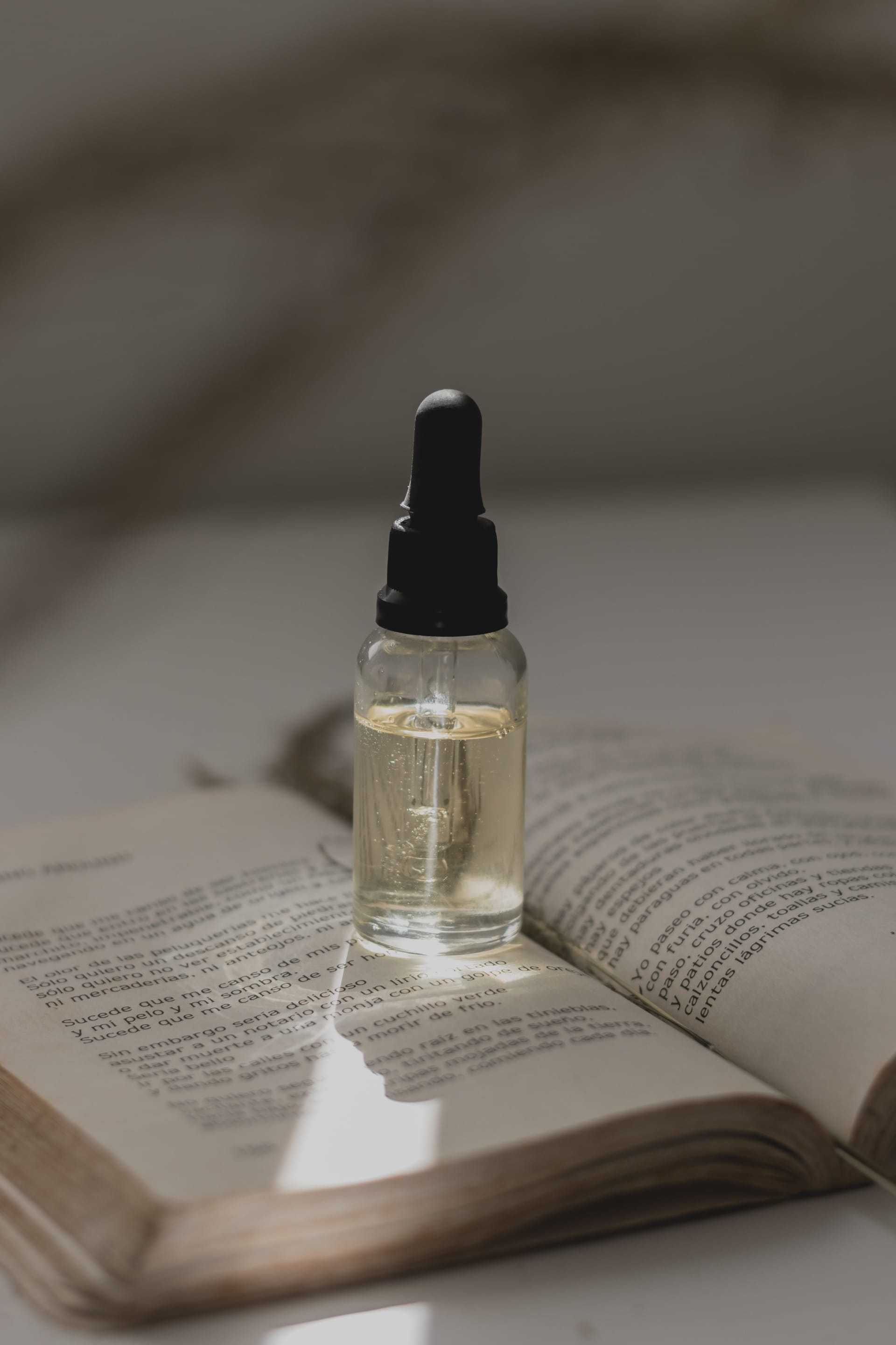 Salicylic Acid: The Acne-Fighting, Anti-Inflammatory Hero