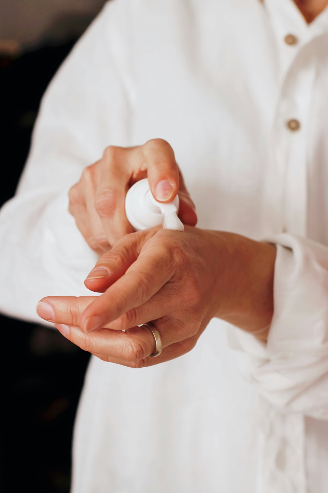 Best Moisturisers for Dry Skin: 10 Picks That Actually Work (2026)